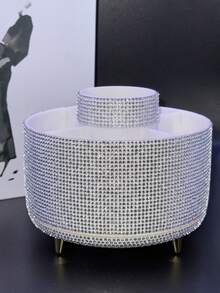 1个260°旋转水钻首饰收纳盒，大容量，镶嵌多色水钻，奢华闪亮风格，六边形圆柱体设计，边角整齐，可作化妆工具收纳盒，适用于卧室梳妆台、更衣室书桌，也可作首饰盒、收纳袋、化妆刷架、香水收纳盒、化妆包，是送给女性的礼物，也是圣诞礼物、女士礼品创意和房间装饰的理想之选。 - 彩色 - 查看 11