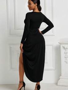 Women's Plus Size V-Neck Long Fitted Dress