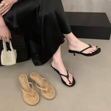 Women Flip-Flops - Black - View 3