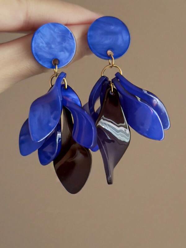 1 Pair Vintage Blue Asymmetrical Acrylic Petal Earrings, Fashionable & Elegant For Women, Suitable For Wedding, Party, Jewelry, Daily Accessories