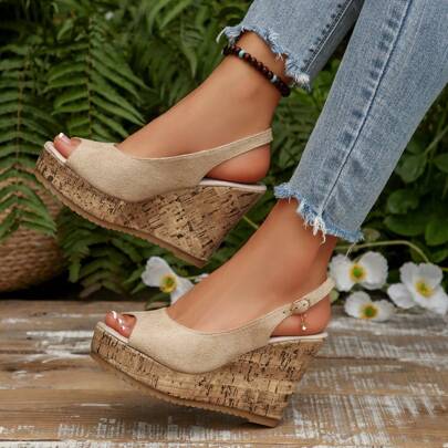 Korean Style New Summer Sexy & Comfortable Peep-Toe Platform Wedge Heel Waterproof Thick Bottom Rope Increase Height Slimming Sandals