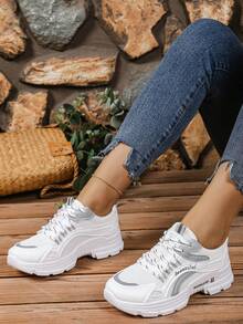 2025年新款秋冬女士透气网眼厚底运动鞋，百搭休闲白鞋 - 淺灰色 - 查看 3