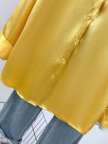 女士秋季马术缎面衬衫，精致纯色马术印花，尖领单排扣设计，展现日常优雅，适合秋、冬、春季度假穿着。 - 黃色 - 查看 7