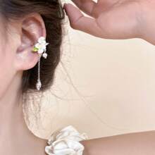 1 件原创花卉流苏耳夹，无需穿孔，精致女式耳夹，高端感觉，春夏婚礼的完美时尚礼物