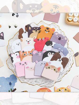 Cute Animal Shaped Memo Pads, Covering A Variety Of Adorable Small Animal Figures, Bright And Soft Colors, Healing Style. The Memo Pads Are Shaped According To The Animal Outlines, With A Practical Writing Area. Suitable For Decorating Planner Pages For Hobbyists, Students Marking Notes, And Daily Reminders.