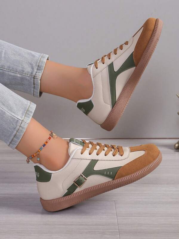 أحذية رياضية كاجوال ذات ألوان متباينة وأربطة، أحذية رياضية منخفضة القمة بأصابع مستديرة مع إبزيم