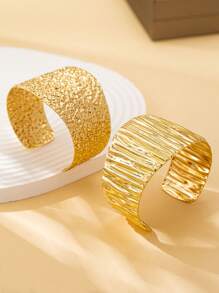 1pc Fashionable, Unique, Geometric Hammered Wavy Cuff Bracelet, Can Be Stacked Or Worn Individually, Bracelets For Women, Suitable For Daily Wear, Parties, Socializing, Gifting To Family And Friends