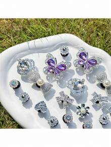 20 件银色和紫色大蝴蝶水钻皇冠鞋饰，适用于凉鞋、拖鞋、沙滩鞋、花园鞋、DIY 装饰配件