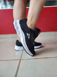 Men Professional Running Shoes - Black - View 4
