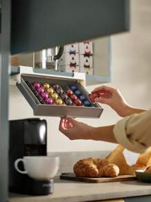 1 件咖啡胶囊收纳架，抽屉式咖啡胶囊架，可调节宽度和拉出式金属收纳架，适用于厨房、办公室、咖啡店 - 兼容各种咖啡胶囊 - 台面或橱柜整理器 回到学校