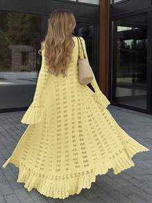 Apperloth A Apperloth Un nuevo llegado Elegante suéter ligero Cárdigan de punto de mujer Cuello bajo Mangas acampanadas Sólido Calado Botón delantero Tops largos para vacaciones Uso casual diario Primavera/Verano