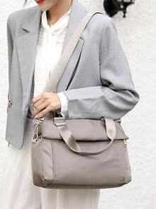 Bolso de mano de nailon multicapa, bolso cruzado de gran capacidad, bolso de hombro impermeable y ligero, adecuado para compras, llevar carteras, salidas casuales, también adecuado para mujeres jóvenes, estudiantes universitarios, recién casados, trabajadores de oficina y otros grupos. Muy adecuado para oficina, escuela, trabajo, negocios, viajes al trabajo, actividades al aire libre, viajes y salidas. - Gris - Ver 3