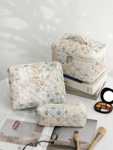 حقيبة مكياج بيج، نمط ملون مجزأ، حقيبة تخزين للسفر، تخزين منزلي، حقيبة تخزين متعددة الوظائف سعة كبيرة، حقيبة مكياج للبنات، حقيبة تخزين مستحضرات التجميل، حقيبة مكياج جميلة للعناية بالبشرة، حقيبة مكياج، صندوق مكياج، حقيبة تخزين المجوهرات، حقيبة فرش، حقيبة فوط صحية، حقيبة سماعات الرأس، محفظة، حقيبة نظارات، هدية عيد الميلاد، هدية عيد الأم، موسم العودة إلى المدرسة، حقيبة طالب، حقيبة ضروريات السفر للمدرسة والعطلات، حقيبة سفر للنساء'