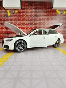 YCMODEL 商务轿车仿真合金车模，车身采用锌合金材质，两侧可开启，前引擎盖和后备箱门也可开启。车模具有仿真音响、灯光功能，细节丰富，做工精细，品质优良，适合收藏，也适合作为生日礼物送给朋友。 - 彩色 - 查看 2