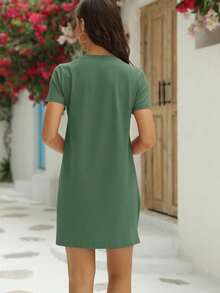 Fisoew Women's Summer T-Shirt Mini Dress – Casual Solid Color Crew Neck Tee Dress With Pocket Christmas Gift & New Year Gift - 軍綠色 - 查看 2
