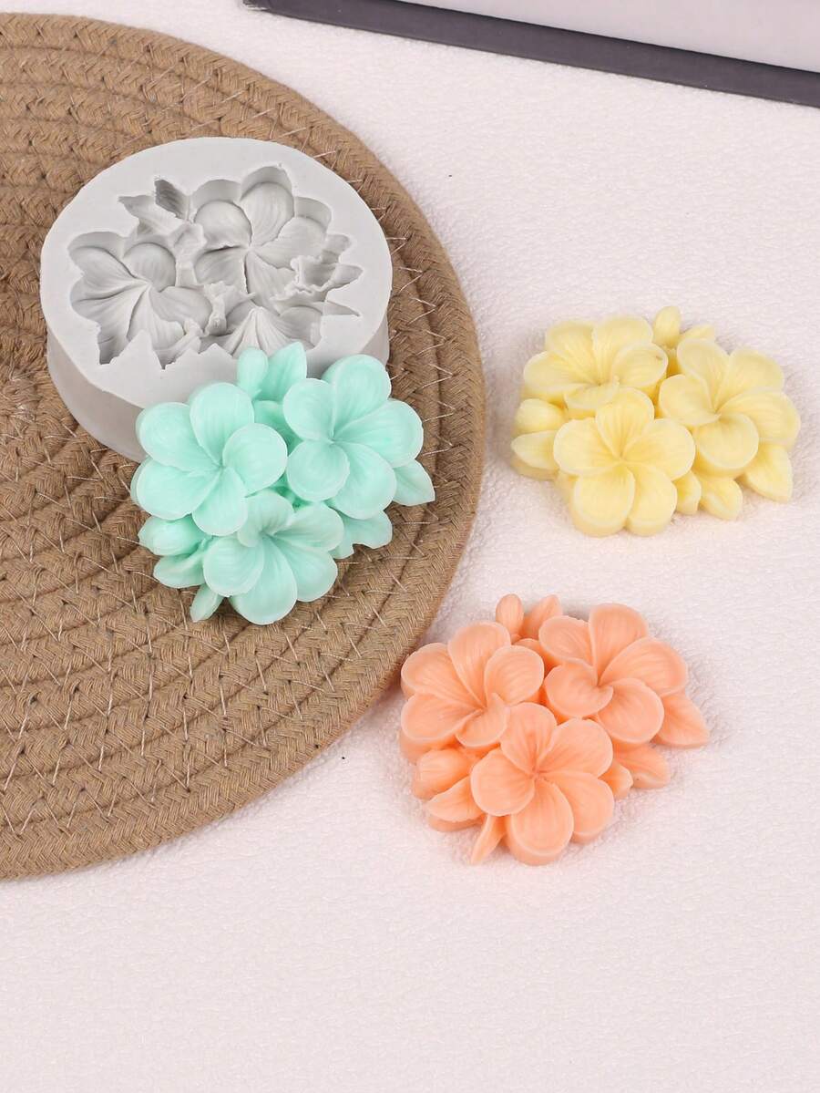 1 khuôn nến hình hoa sứ (màu ngẫu nhiên), khuôn silicon, khuôn làm xà phòng và đá, khuôn trang trí hoa bằng nhựa thủ công tự làm. - nhiều màu - Xem 1