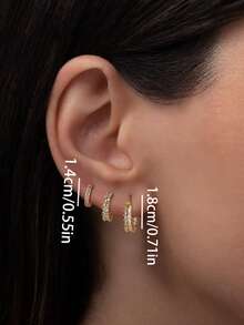 3 Stücke Kreisförmiges Vollzirkonia Ohrringe Set, elegante Kupfer 14K Goldplattierte Ohrringe, geeignet für den täglichen Gebrauch von Frauen, Partys, Musikfestivals, Auftritte, können mit verschiedenen Piercing-Accessoires kombiniert werden