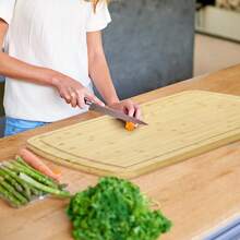 mteryoing Tabla de cortar de bambú extra grande de 30x20 pulgadas, cubierta para estufa de gas, tabla de cortar con ranuras profundas para el jugo, reversible y fácil de limpiar para el hogar y restaurantes - 30" de largo x 20" de ancho - Ver 3