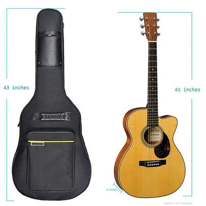 Funda impermeable Oxford para guitarra acústica Funda Gig Bag para guitarras de 38-41 pulgadas Bolso de Performance para Guitarra Acústica y Eléctrica Impermeable Premium - Estuche Acolchado de Tela Oxford Duradera con Compartimento Principal con Cremallera y Bolsillo Lateral, Ideal para Guitarras de Tamaño Completo, Estuche para Guitarra Bolso de Guitarra de Tela Oxford Negra Duradera - Impermeable, Antigolpes con Correa de Hombro Ajustable y Bolsillo para Accesorios, Apto para Guitarras de 78.