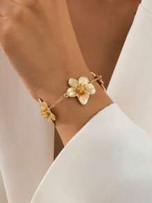 1 Set Luxury Elegant Floral 5-Petal Pendant Necklace, 1 Pair Earrings, 1 Necklace, 1 Bracelet, 1 Ring Set - Suitable For Wedding, Engagement, Date, Party, Fashion Jewelry Gift For Women