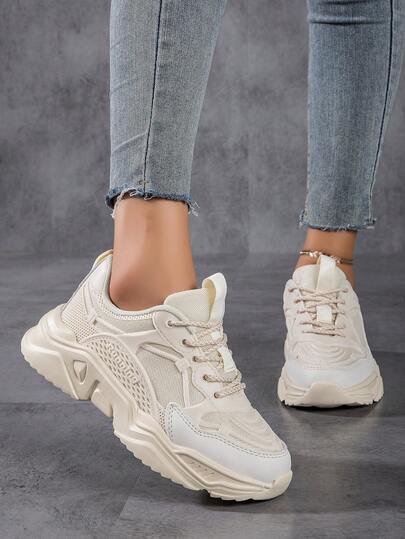 女士简约休闲运动鞋，轻便透气，防滑耐磨设计，复古百搭，适合日常通勤和户外散步