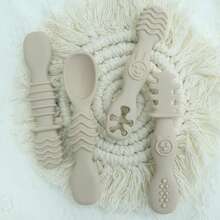 4-Piece Silicone Baby Feeding Spoon, Independent Training Spoon, Licking Spoon For Newborn Babies Over 6 Months Old - Multicolor - View 14