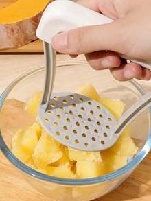 Prensa manual de patatas y ajo de plástico PP - Herramienta de cocina 3 en 1 para hacer puré de verduras, con agarre antideslizante y diseño fácil de limpiar, utensilio apto para alimentos - Blanco - Ver 10