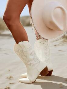 Stylish Women's Cowgirl Boots Retro Embroidered Pointed Toe Pull-On Chunky Heel Party Dress Outdoor Mid Calf Western Boots