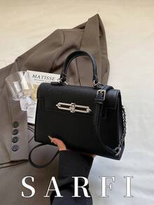 حقيبة يد نسائية عصرية مع حزام كتف مزين، ديكور معدن...