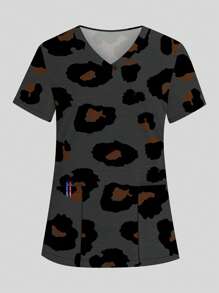 cimmuovere Women's V-Neck Loose Short Sleeve Leopard Print Double Pocket Scrubs Nurse Scrubs Workwear Dentist Healthcare Pet Hospital Laboratory Top