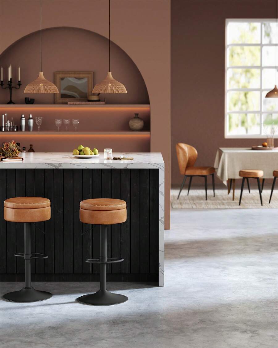 VASAGLE Tabouret de Bar Pivotant à 360°, Hauteur Réglable, avec Rangement, PU avec Coutures, Style Moderne Mi-siècle, pour Cuisine, Bar, Montage Facile, Marron Caramel - Tabac - Voir 1