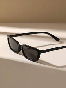 Classic Plastic Cat Eye Women's Sunglasses, UV Protection, For Driving, Outdoor, Beach Vacation, Family Outings, Fashion Accessory - 1pc Black Frame Gray Film - View 6