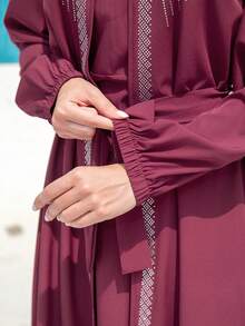 Women's Fashion Elegant Beaded Abaya Dress With Loose Long Sleeves Belt Style Casual Conservative Arabian Robe