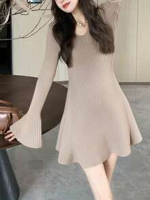 Alicedudu Women's Elegant Flare Sleeve Slim Fit Knit Dress, Autumn/Winter - Apricot - View 3