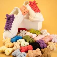 1 Paar bunte, flauschige 1,5 cm breite Plüsch Schnürsenkel für den Alltag