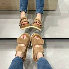 Women Platforms & Wedge Sandals