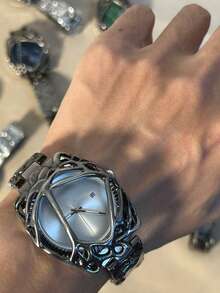 1 件 Y2K 复古蜘蛛网外星人小众高端复古防水男士石英手表 - 黑色 - 查看 2