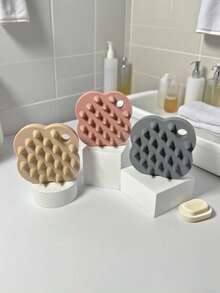 1pc Combe,Shampoo Massage Brush Silicone Hair Comb In The Shape Of Clover Used For Scalp Cleaning And Massage, Wet/Dry Use, Solid Color, Portable Massage Tool For Travel Shampoo The Other Hand Son Brush Hairbrush Travel Convenient Travel Goods Brush, Hair.,Back To School,Travel Holiday Essentials,Hair Accessories For Women,Brush,Hair Brushes,Edge Brush,Brush Hair,Hair Comb,Comb Hair,Detangling Brush,Ball Brush,Mini Hair Brush,Hair Brush Set,Wooden Comb, Comb, Slick Back Brush, Hairbrush, Edge Brush, Brush Hair, Hair Comb, Hair Brush Set, Comb Hair, Mini Hair Brush, Detangling Brush,Hair Products, Hair Tools, Hair Stuff, Hair Care, Curly Hair Brush, Barber, Barber Accessories, Hairdressing Equipment,Travel Essentials,Travel Essential,Hairstyle,Hairdressing - Multicolor - View 5