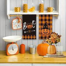 Un set de 2 toallas con temas de Halloween con patrones impresos de fantasmas y gatos negros, decorados con cuadrículas, lavables a máquina, resistentes al calor, absorbentes y reutilizables. Es un regalo ideal para la decoración de la habitación, toallas de cocina y baño, decoración de fiestas y decoración del hogar.
