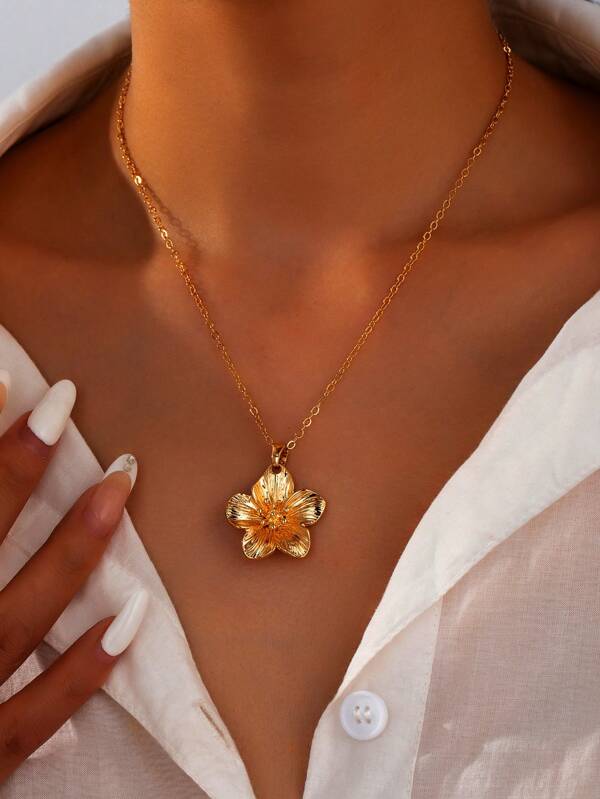 Colar com pingente floral geométrico, elegante e moderno para uso diário feminino