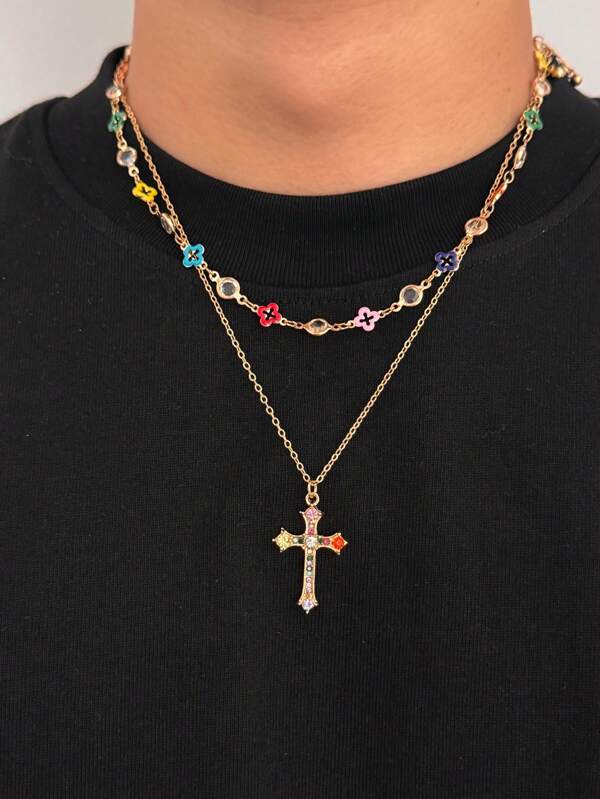 Set de 2 collares con colgante de cruz de Jesús de metal vintage, collar de estilo bohemio de lujo para hombre con flor hueca y colgante de estrella de mar de colores (los colores y las cantidades de la flor y la estrella de mar pueden variar)
