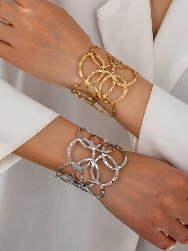 1 pulsera minimalista de mujer con patrón de martillo de alambre de metal, adecuada para el transporte diario para enviar a familiares y amigos