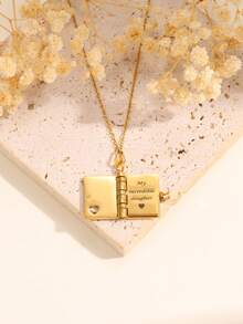 1 pezzo Elegante collana con pendente a forma di libro a forma di lettera d'amore in acciaio inossidabile, gioiello unisex ideale per uso quotidiano, vacanze, famiglia/amanti/amici