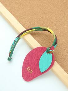 1 pieza Llavero personalizado con iniciales y forma de fruta con cuerda de satén colorida, monograma dorado personalizado de cereza como accesorio para bolsas, llavero personalizado y lindo en forma de manzana, melocotón, limón, mango, pera como accesorios para bolsos, regalo para mujer para boda o San Valentín - Multicolor - Ver 24