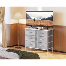 Dressers & Chests Of Drawers