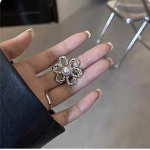 一双花腰收腰神器牛仔裤裙子束腰带收紧腰身调整腰围衣服固定扣针