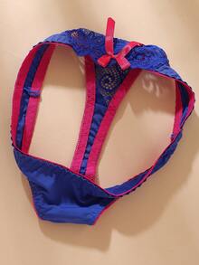 Bộ đồ lót nữ Temptuelle thời trang, lãng mạn, gợi cảm với ren phối màu tương phản, gồm quần lọt khe và áo ngực, cổ chữ V sâu, nâng đỡ tốt và thoải mái với cúp ngực BC. - Màu xanh lam - Xem 10