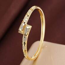 1pc Geometric Hollow Triangle Prism Design Cubic Zirconia Women Bracelet - Multicolor - View 1
