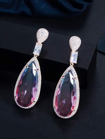 1 pereche de cercei lungi placați cu aur deschis, mari și colorati, cu zirconiu cubic, pandantive lungi, accesorii de bijuterii pentru femei cu cristale CZ, pentru mirese, logodnă, nuntă, banchet, petrecere, mamă, domnișoare de onoare, soție, Crăciun