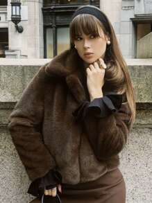 Women's Fashionable Metal Trim Fuzzy Tassel Glitter Long Sleeve Crew Neck Jacket